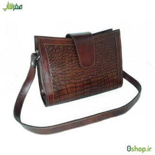 کیف دوشی کوچک زنانه چرم مدل دوشی زبانه دار