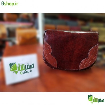 کیف رودوشی زنانه چرم دست دوز مدل هلالی کد 538
