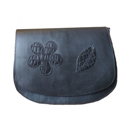 کیف رودوشی زنانه چرم راد مدل هلالی کد 625