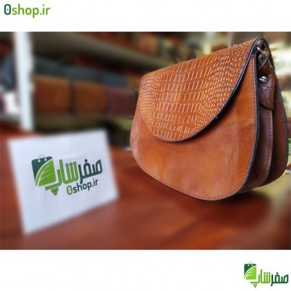 کیف چرم طبیعی زنانه مدل ترنجی هلالی کد 587